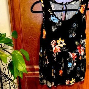 Eyeshadow top size Large